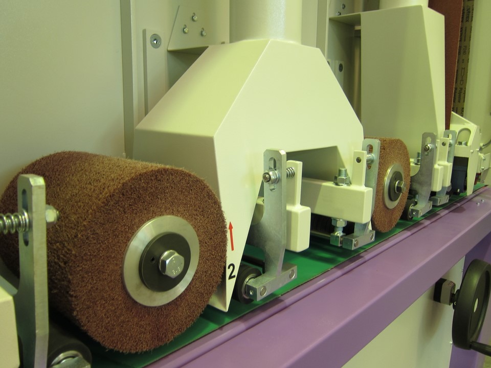 B1 FG220 Square tube finishing machine brush units